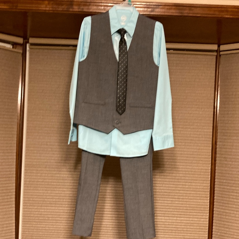 Wonder Nation Gray and Blue boys dress shirt pants vest and tie